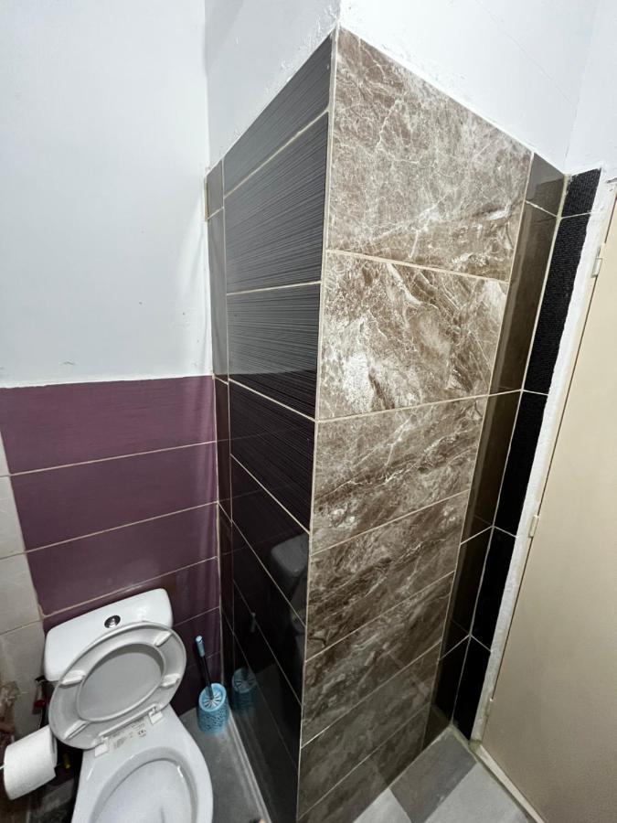 פיראוס Ngm . Home מראה חיצוני תמונה